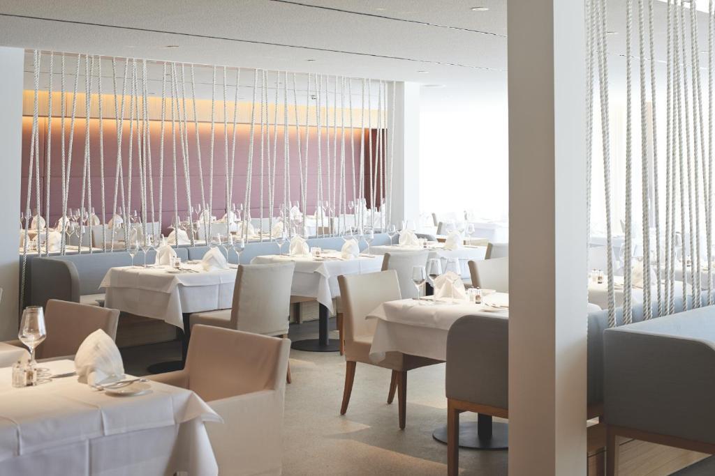 Hotel Bora Hotsparesort 라돌프젤암보덴시 외부 사진