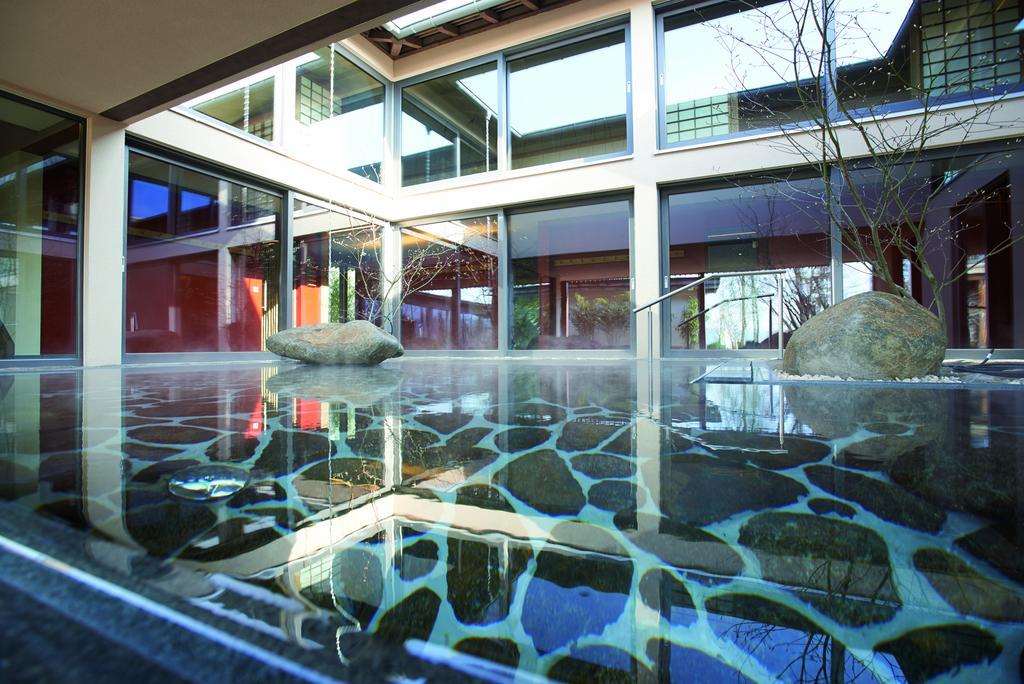 Hotel Bora Hotsparesort 라돌프젤암보덴시 외부 사진