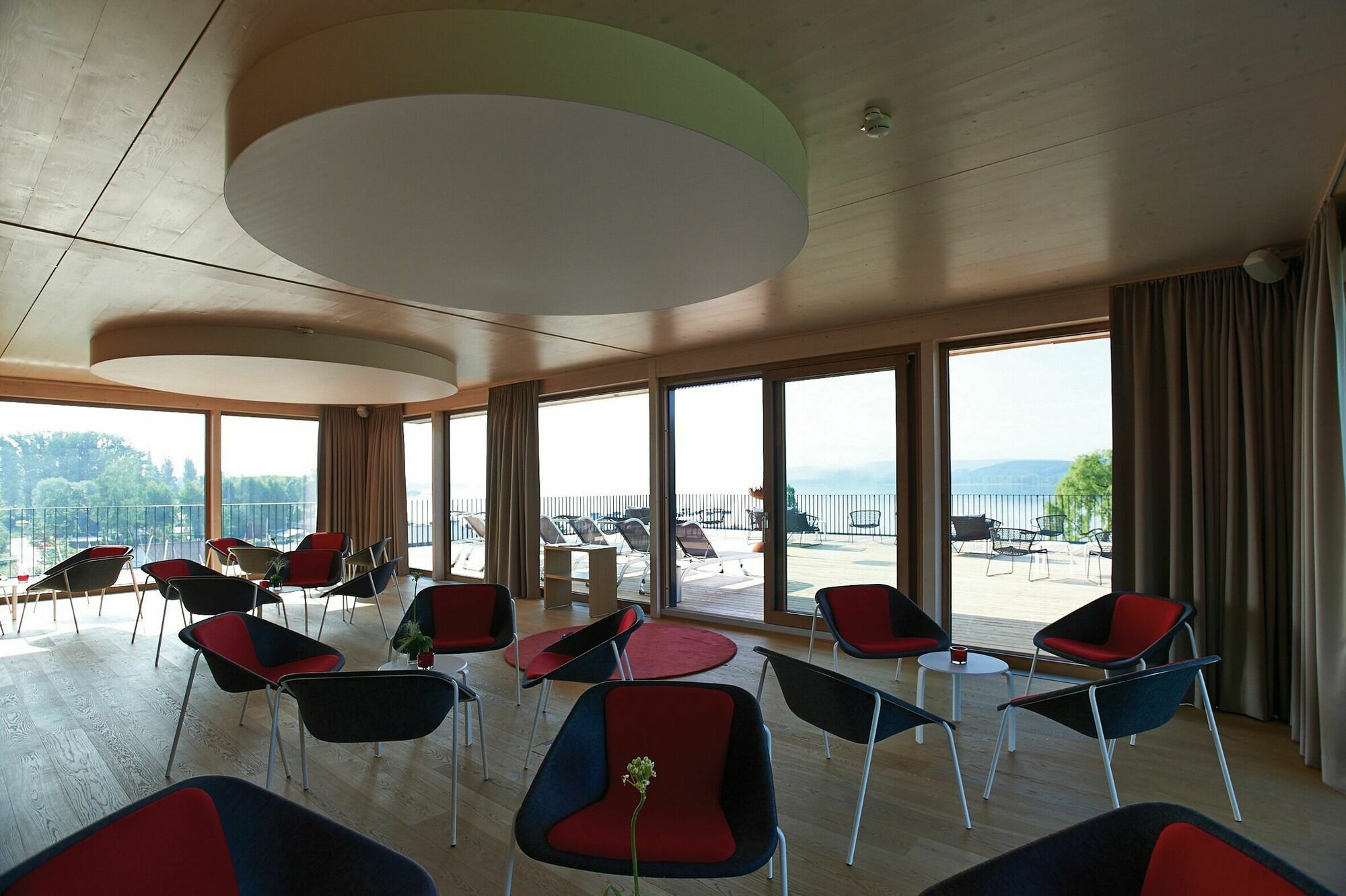 Hotel Bora Hotsparesort 라돌프젤암보덴시 외부 사진